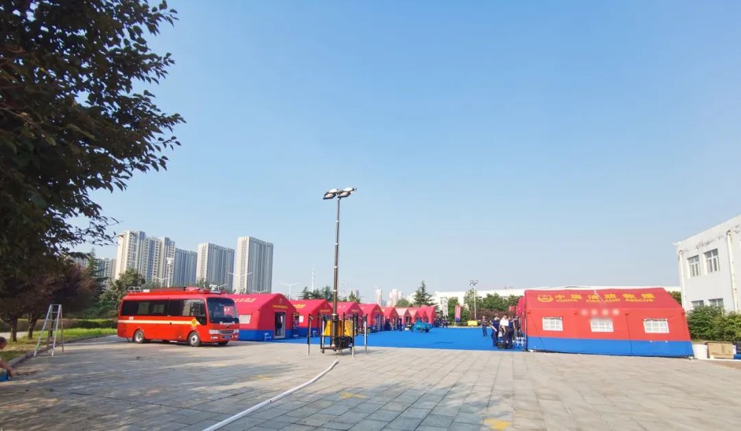 专业支撑专业，永利皇宫官网勘察消防车参演2024年度山东全省消防监督岗位演练活动！