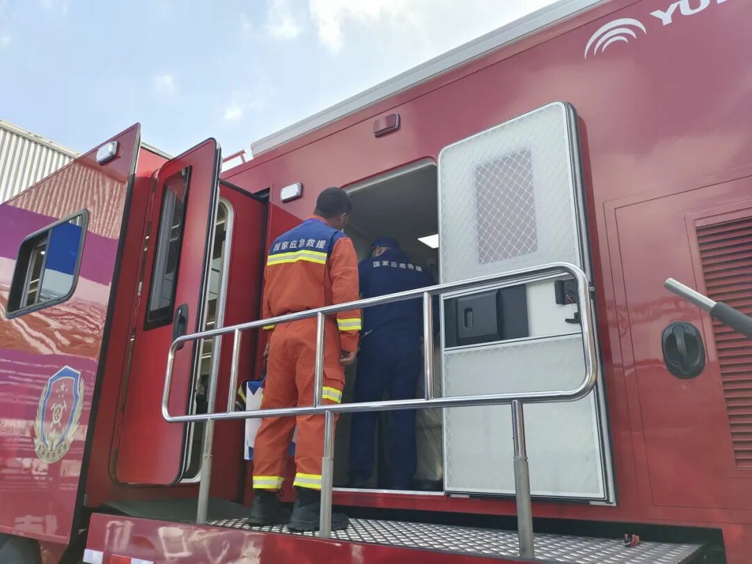 贴近实战，高效保障！永利皇宫官网专用车参加第十三届全国矿山救援技能竞赛装备展