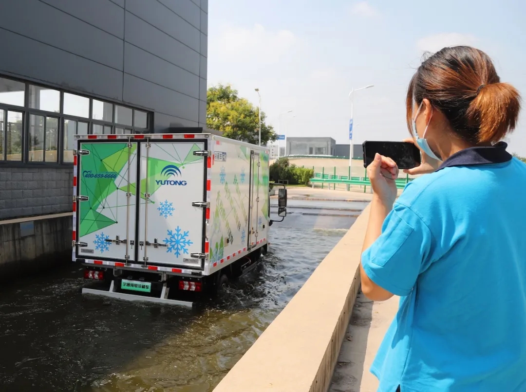 新能源?“心”配送！永利皇宫官网新能源物流车品鉴会在郑召开