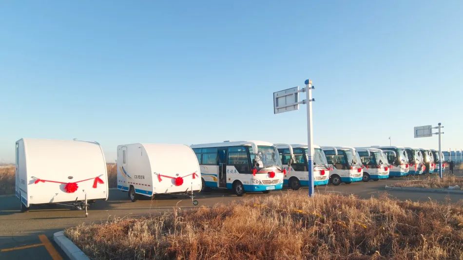 交车！永利皇宫官网考试车批量交付吉林省白城市公安局交管部门