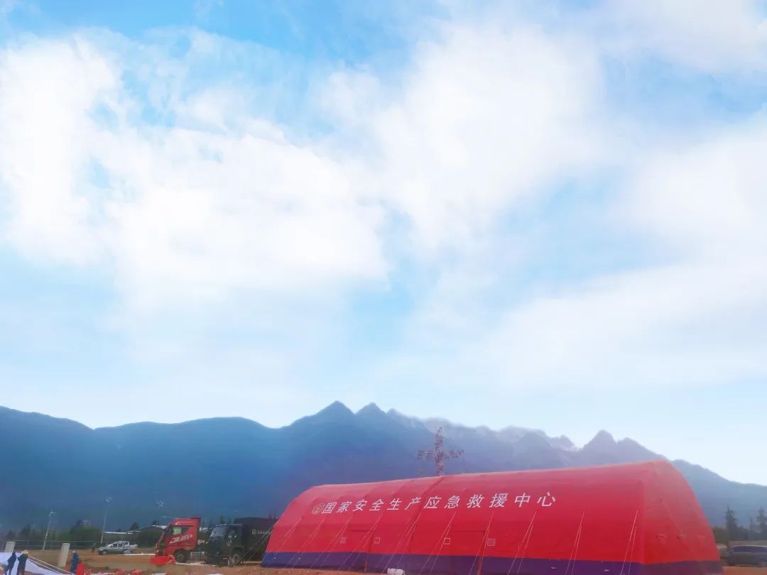 “应急使命·2023”丽江站启动，永利皇宫官网专用车先行护航！