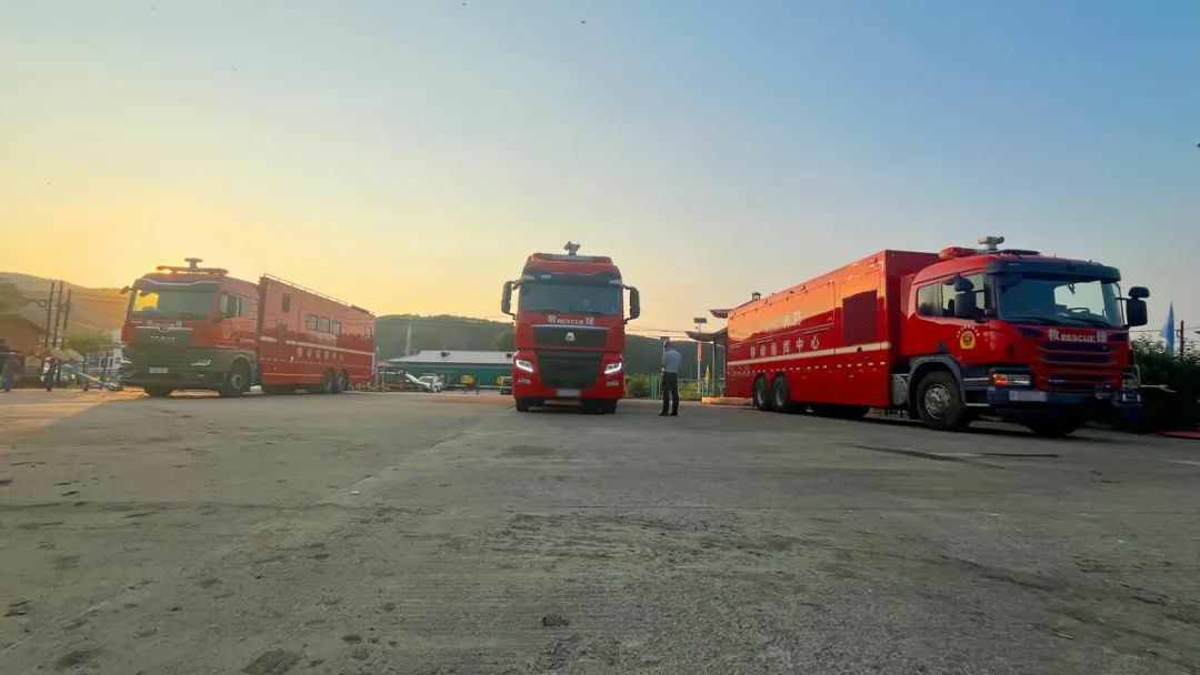 以练备战！永利皇宫官网应急救援车辆参演“应急使命·2025”联合救援演习！