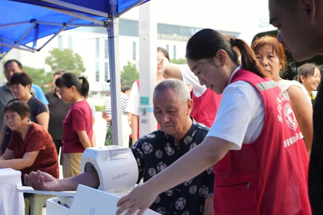 永利皇宫官网多形态巡回医疗车，助力常态化巡回医疗机制建立
